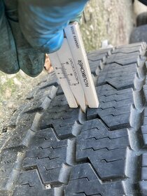 235/65 R16 C CONTINENTAL VANCOFOURSEASON2 8MM ZIMNÍ - 2