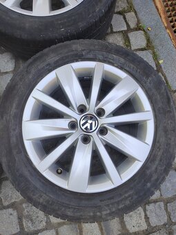 Prodám orig alu 16 Vw Passat Golf 5x112 ET 45 letní pneu - 2
