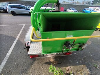 Prodám štěpkovač LS 120D Laski - 2