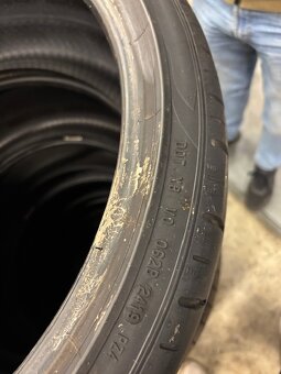 Pneu 235/35 R19 - 2 kusy - 2