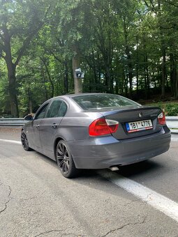 BMW E90 320d 120kw - 2