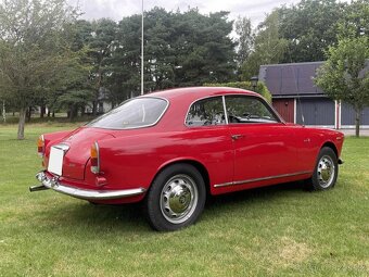 Alfa Romeo Giulia Sprint 1600 z roku 1962 - 2