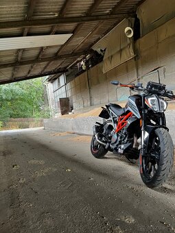 KTM Duke 125 rv.2022 - 2