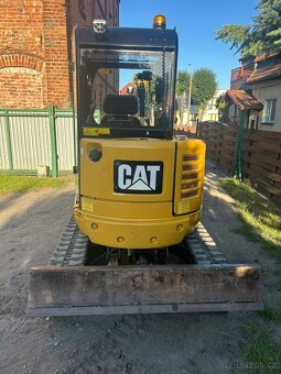 Cat 302.7D Minibagr 3T s naklápěcí hlavou - 2