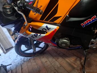 Honda cbr 125r prodám,vyměním za jinou 125tku - 2