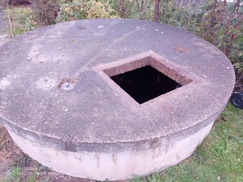betonový poklop - 2