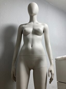 Figurina dámská - 2