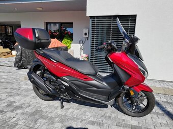 Honda Forza 350 ČR - 2