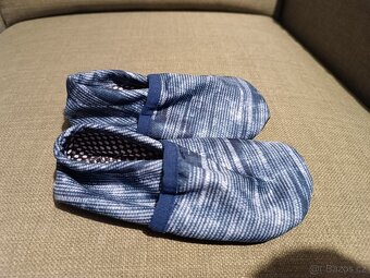 softshellové barefoot capáčky - 2