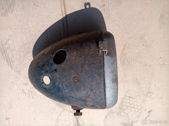 ČZ 125 150 B,C,T  hrnec světla ,rámeček - 2