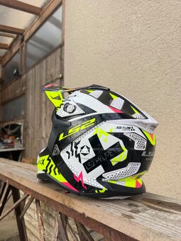 Helma LS2 triplex vel. M 57-58 - 2