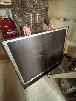 Šuplík do pick- up auta - 2