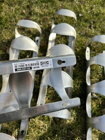 Nerezové držáky na vina 2x - 2