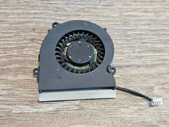 Ventilátor pro notebook a mini PC KSB05105HB - 2