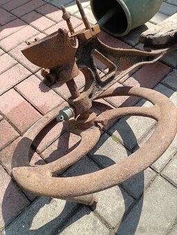 Stara asi odstredivka - 2