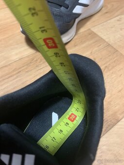 Chlapecké tenisky Adidas 35 - 2