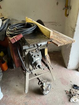 Cirkulárka a hoblovka - 2