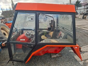 Zetor uřI kabina - 2