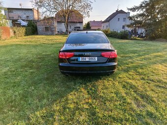 Audi A8 - 2
