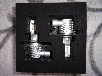 AUTO LED žárovky - 2