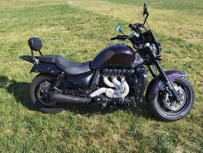 Triumph rocket 3 - 2