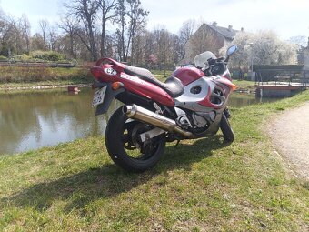 Suzuki GSX 750 - 2