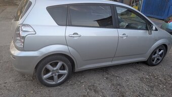 TOYOTA COROLLA VERSO 2.2 D-CAT 130 kw - 2