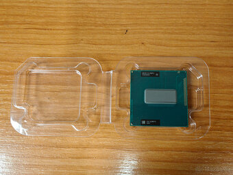 Intel Core i7-3820QM (4 jádra / Socket 988B rPGA) - 2