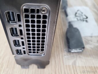 NVIDIA RTX 2000 16GB - 2