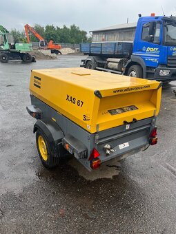 Kompresor ATLAS COPCO XAS 67 pouze 700 motohodin - 2