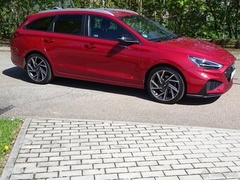 Hyundai i30 1.5 GDI MHEV r.v.2021 1.Maj.serv.kníž.ČR - 2