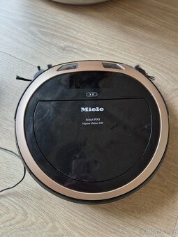 Robotický vysavač Miele Scout RX3 Home Vision - 2