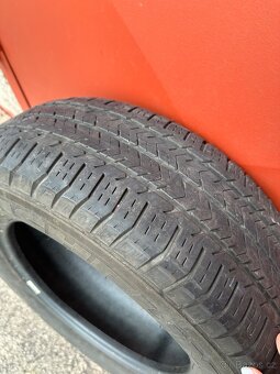 Celoroční pneumatiky Michelin 215/65R/16C - 2