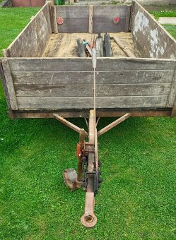 Dvoukolá bržděná vlečka za malotraktor - 2