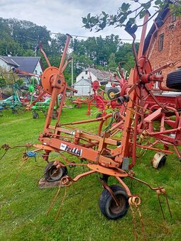 Obraceč sena Fella 5,4 m - 2
