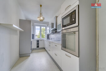 Prodej bytu 3+1, 77 m², Plzeň, ul. Částkova - 2