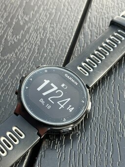 Chytré hodinky GARMIN FORERUNNER 735XT - 2