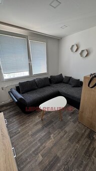 Pronájem zrekonstruovaného bytu 1+1, 47 m2, ul. Brněnská v - 2