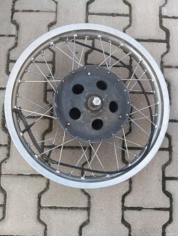 Díly - závodní motocykly - 2