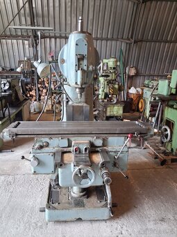 Prodám vertikální frézku F2- 250 - 2