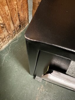 Kancelářský elektronický trezor 65 L - 2