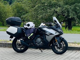 CF Moto 650 GT premium 2023 - 2