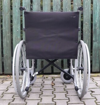 078-Mechanický invalidní vozík Meyra. - 2