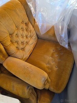 Křesla polstrovaná - 2