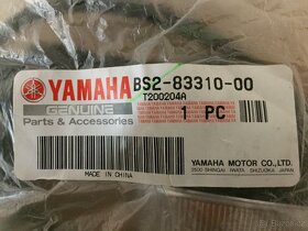 Přední blinkr OEM Yamaha MT09 BS2-83310-00-00 - 2