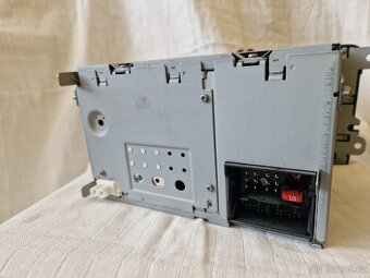 Autorádio RCD 310 mp3 - 2