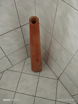 Dřevěná váza - 2