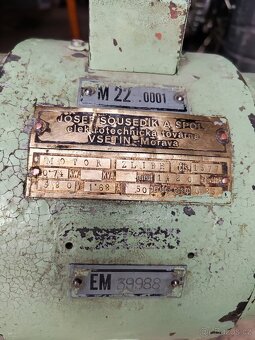 Starý el.motor Josef Sousedík Vsetín 0,74 kW - 2