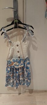 Prodám krásné šaty, společenskou sukni a gymnastický dres - 2