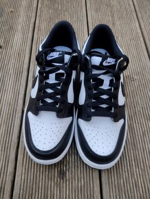 Tenisky Nike DUNKLOW Panda - 2